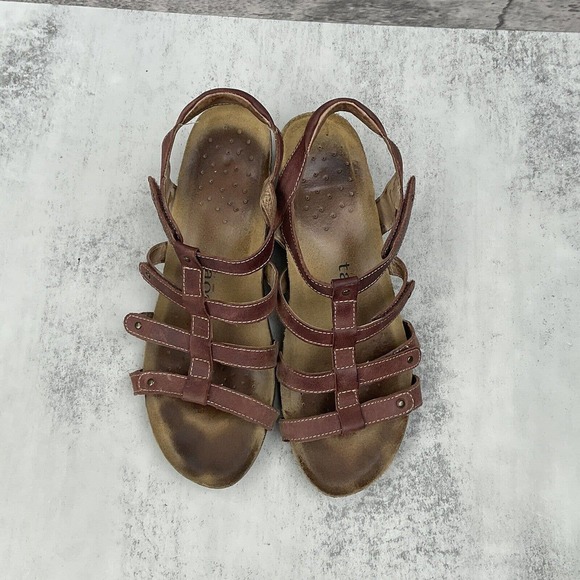 Taos Spirit Women's Size 9 Red Multi Strap Cork 2” Heel Sandals - Picture 3 of 9